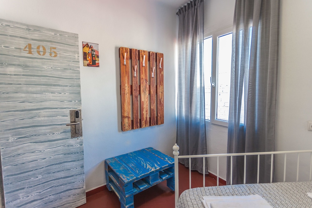 LOFT APART & HOSTAL Group