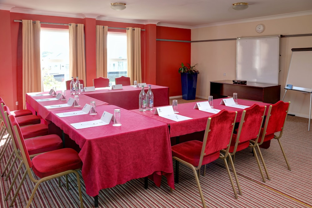 Aylesbury Vacations - Garden Court Hotel Aylesbury - Property Image 5