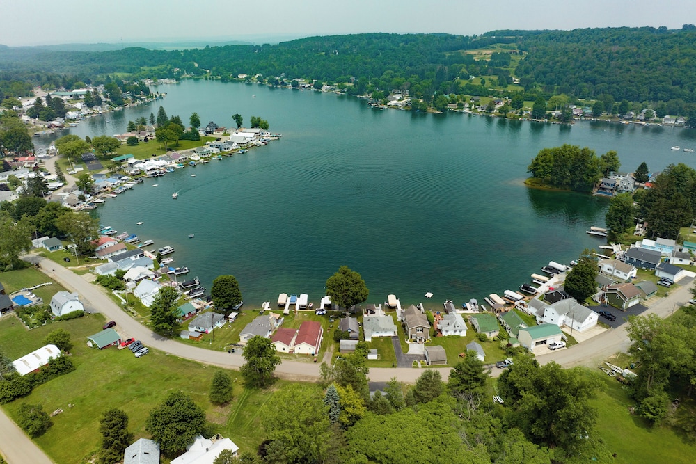 Private Dock & Lake Views: Home on Lime Lake