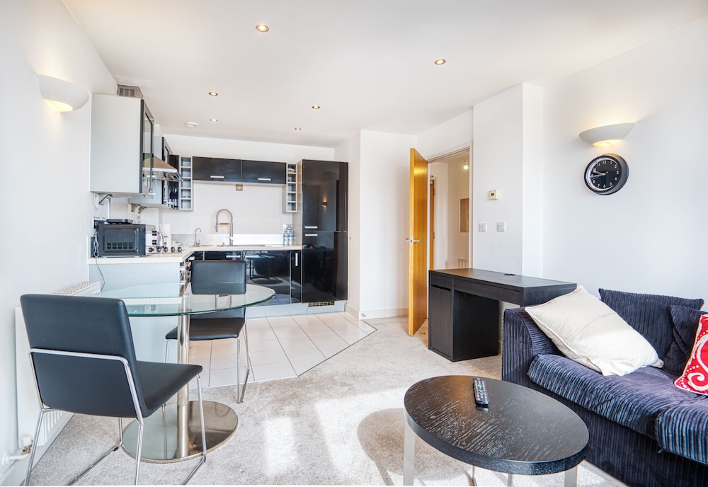 Adriatic One Bed and Bath Apartment