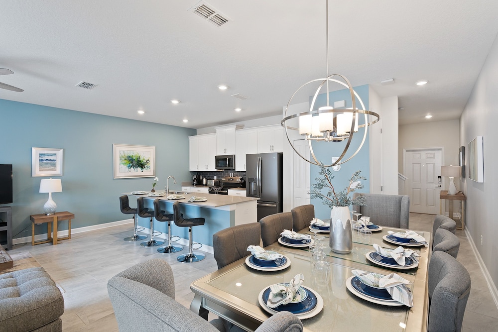 7BR Pool Home Emerald Island by SHV-8409