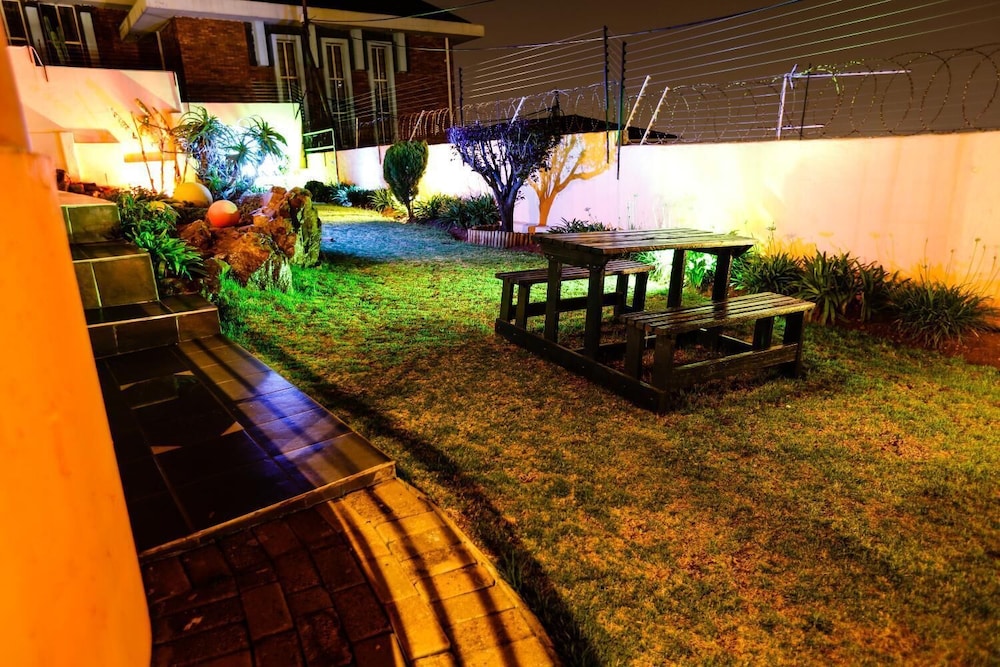 Photo 31
