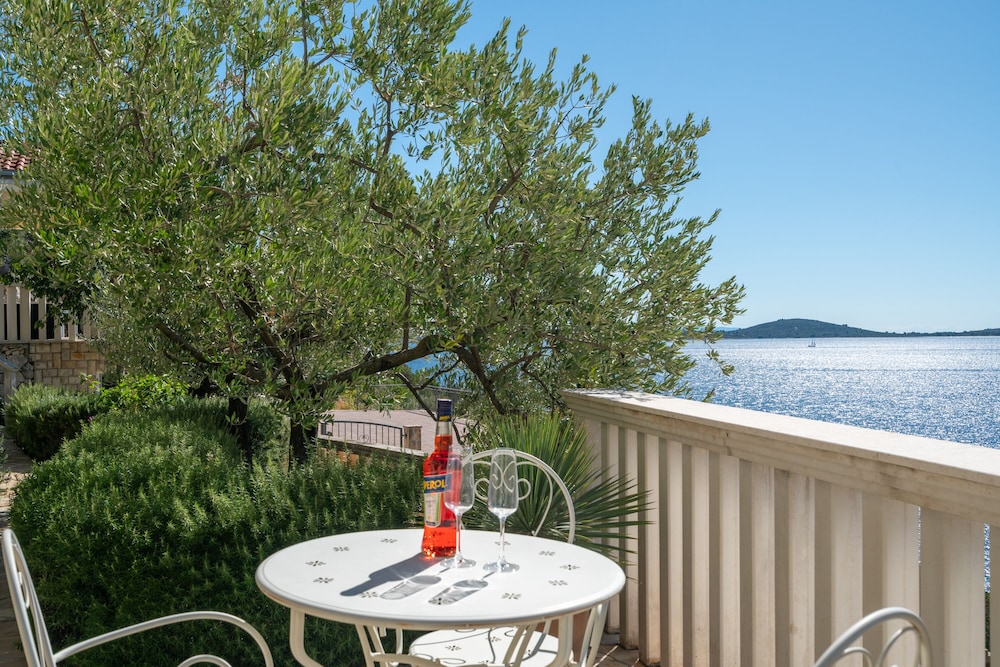 Breathtaking Panorama Villa Vese view 3