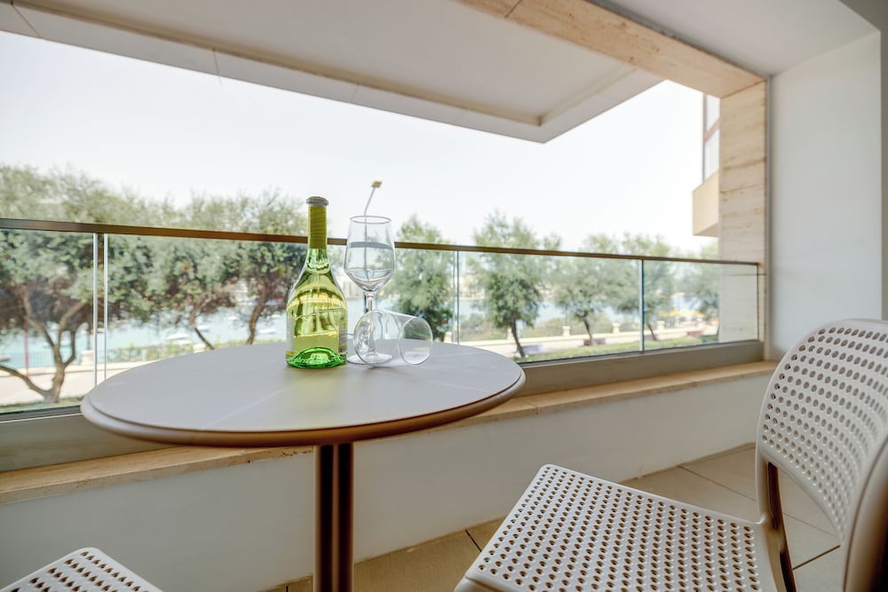 Premier Seafront Living: Ultra-luxury in Sliema