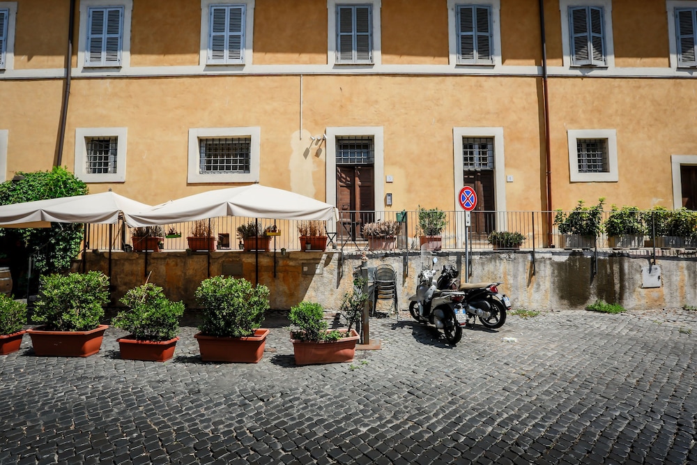 Trastevere Charme - My Extra Home