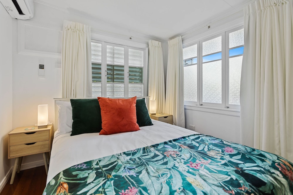 Crystal Cottage Cairns