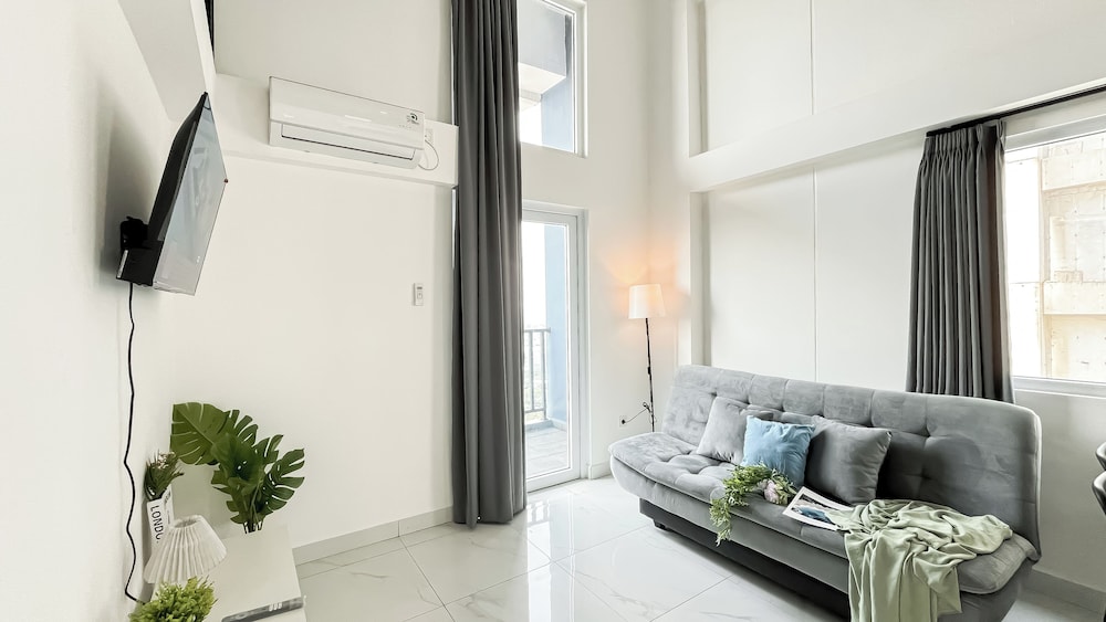 Spacious 3Br At Kingland Avenue Apartment