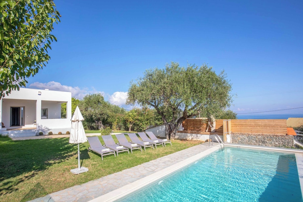 Villa Alkyoni Mare