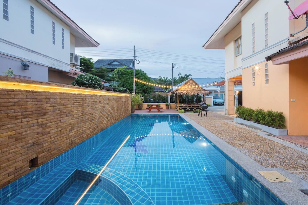 Poolnest Villa Private Saltwater Pool Retreat