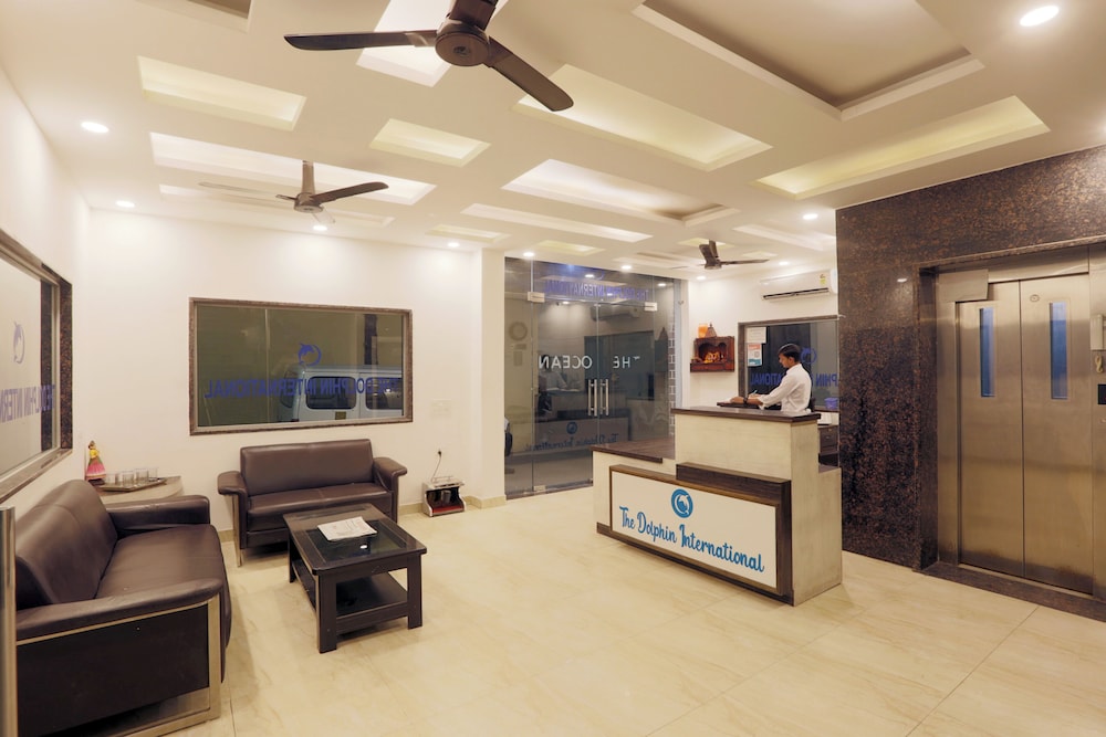 Hotel Dolphin Near IGI Airport
