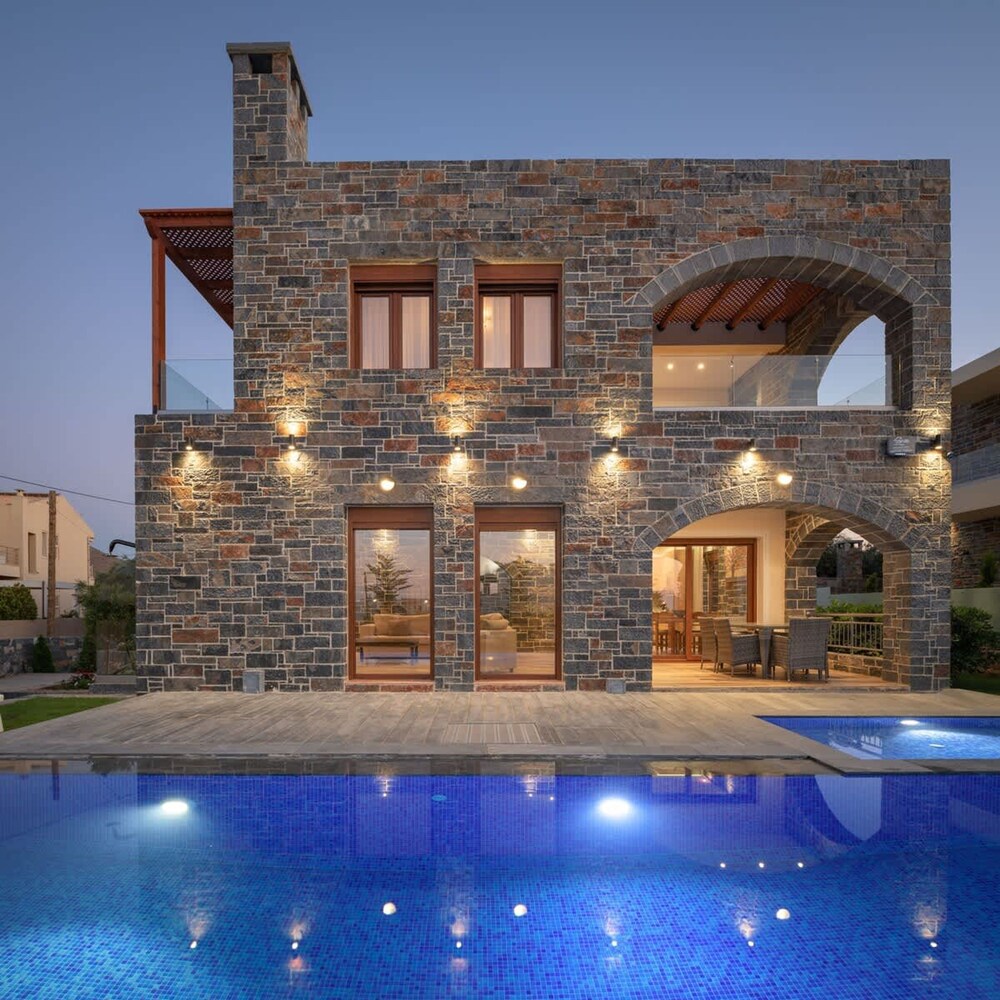 Turtulli Castle Stone Villa 1 - Private Pool Oasis