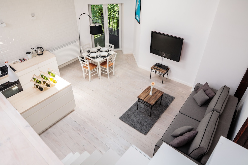 All In Apartments