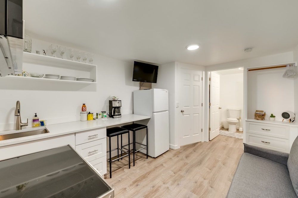 Juneau Vacations - Apartment Near Juneau Downtown Historic District - Property Image 16