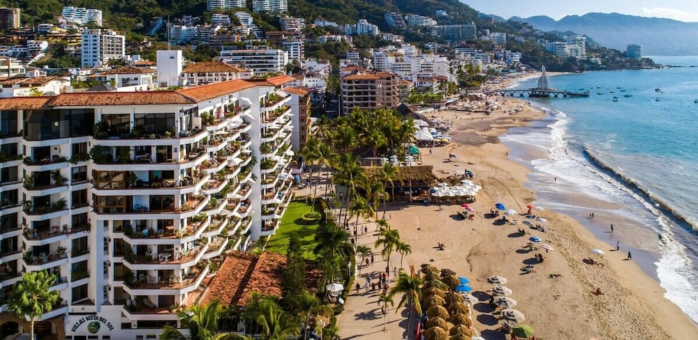 Ocean View 2Br Condo-balcony-beach-pool - 902