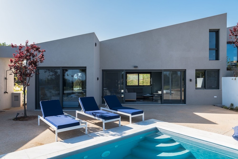 Theeta Thalassa Villa - Metamorfosi Halkidiki
