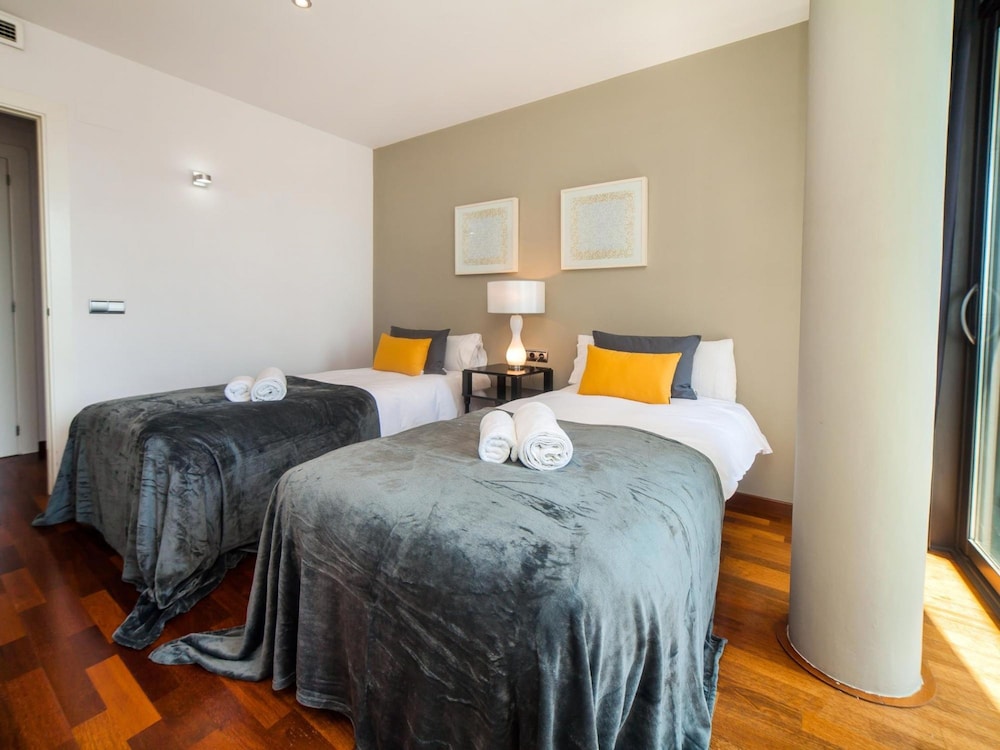 Victoria Diagonal Mar 2 Design Duplex Penthouse