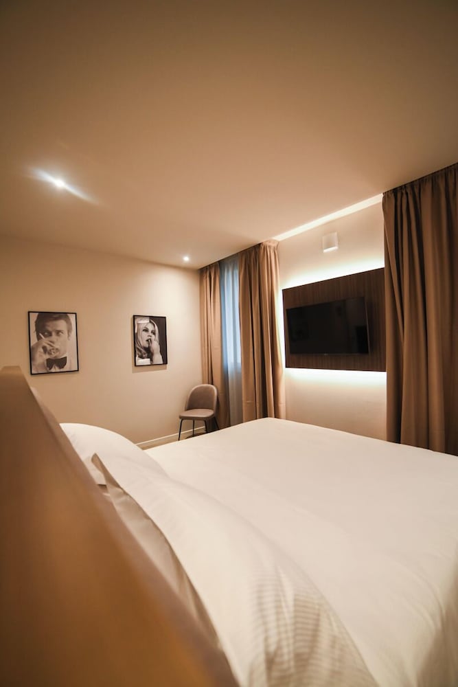 MODENA RELAX Luxury Rent Rooms