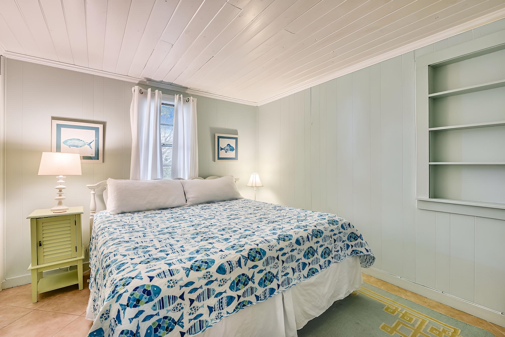 Dolphin Den by Book That Condo view 3
