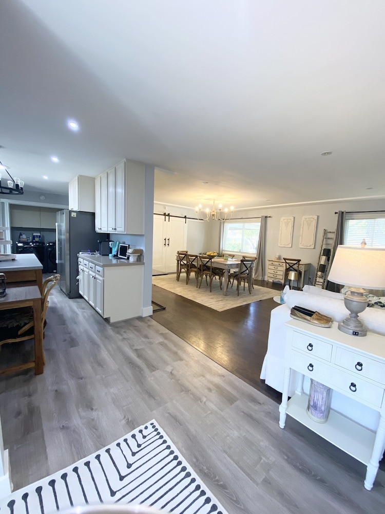 Uptown French Haven 3 Bedroom Residence