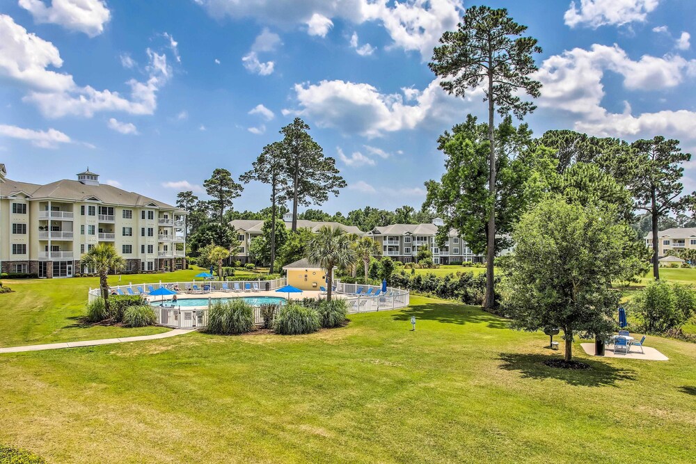 'No Rush Fore' Condo Near Beaches & Golfing! view 3