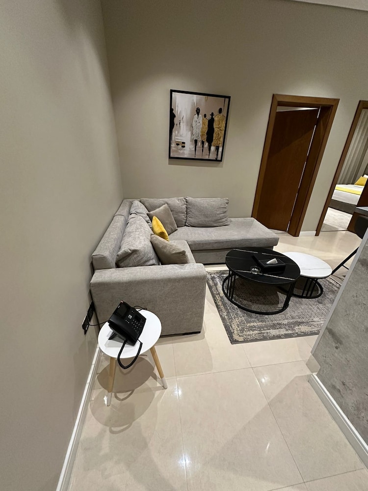VOYAGE RESIDENCE