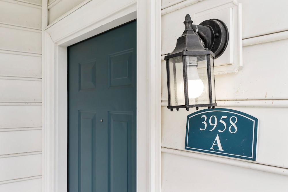 New Albany Hideaway Attached Garage 1st Floor