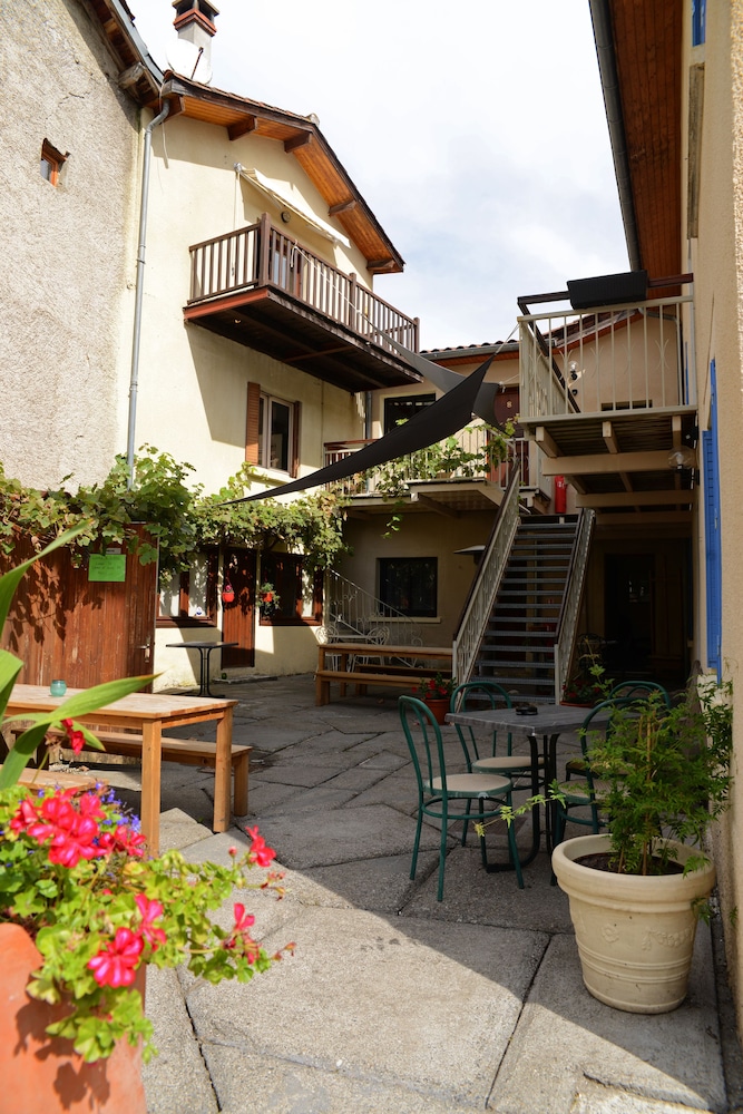 Olivier Bar Restaurant et Chambre Dhotes view 4