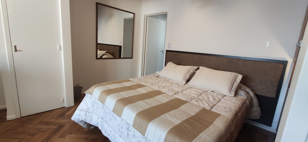 Spacious Studio Near Obelisk Comfort and Style