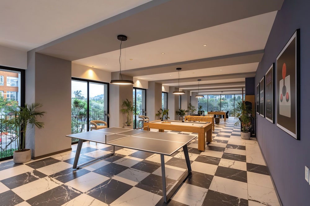 Top Rentals Qorner