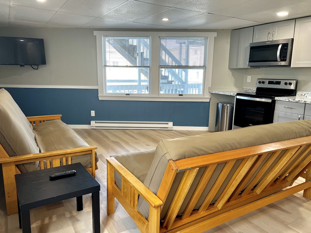 Ocean Air Suites - Property Image 2