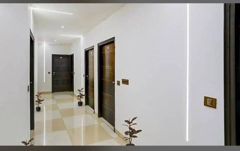 Hotel 19 West