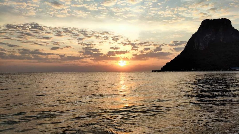 Aow Noi Sea View Resort