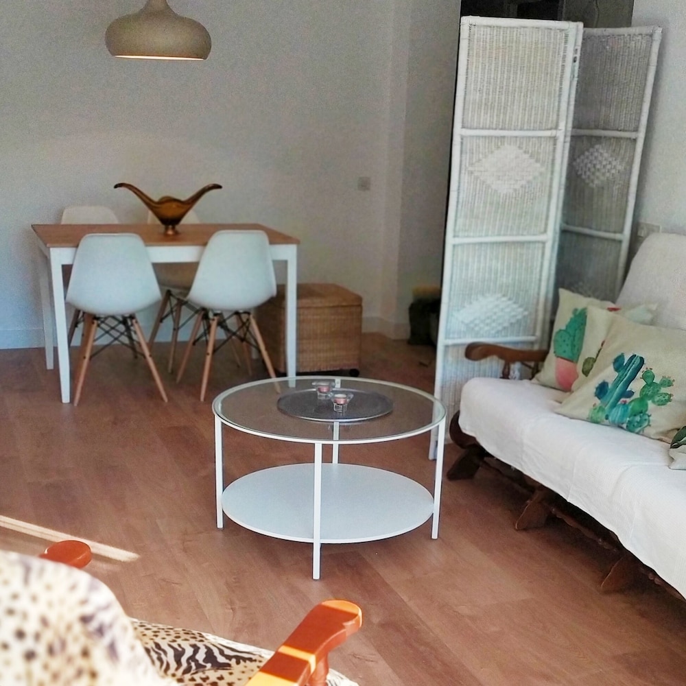 Amazing Apartment Infront the Beach photo 2