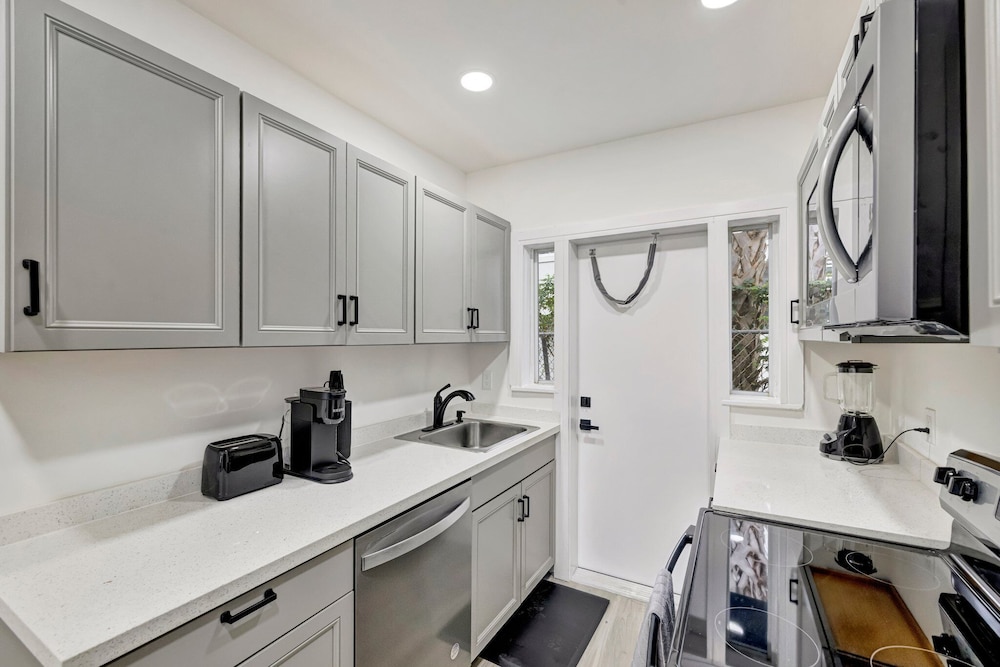 2918 Unit 2