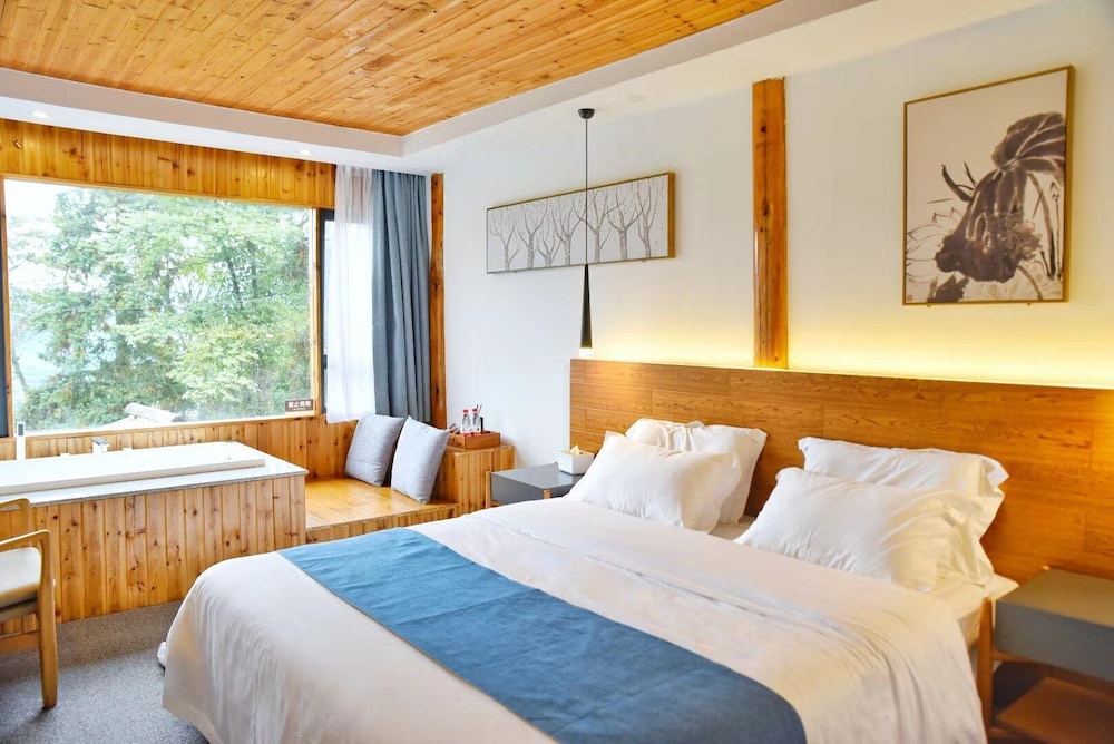 Greenforest Lodge