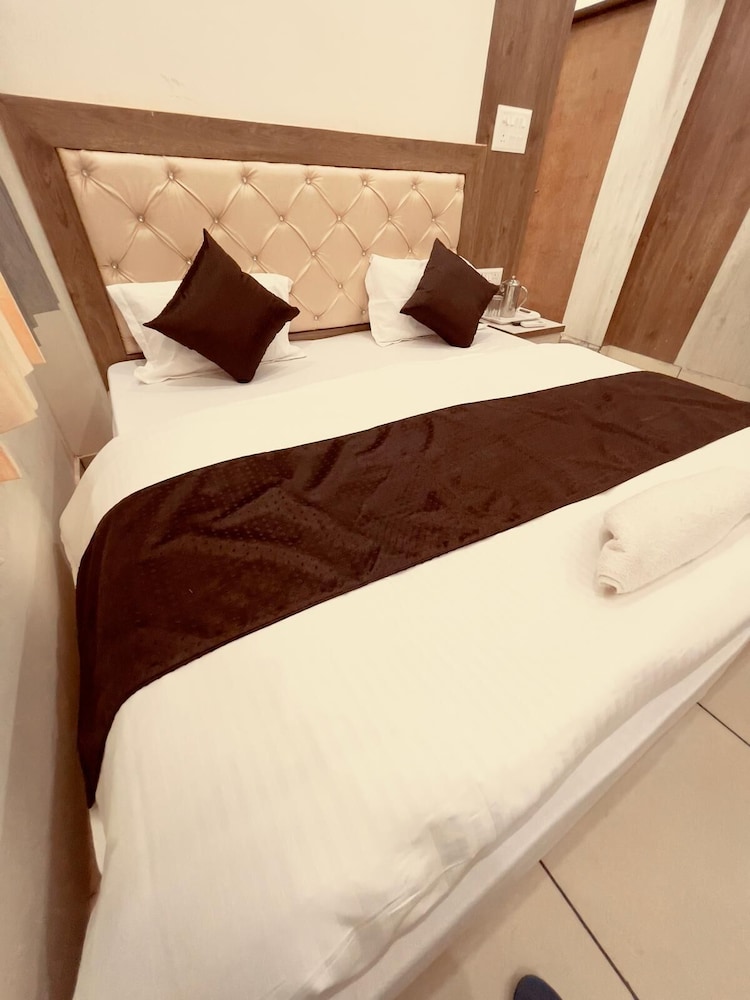 Vishram Guest House