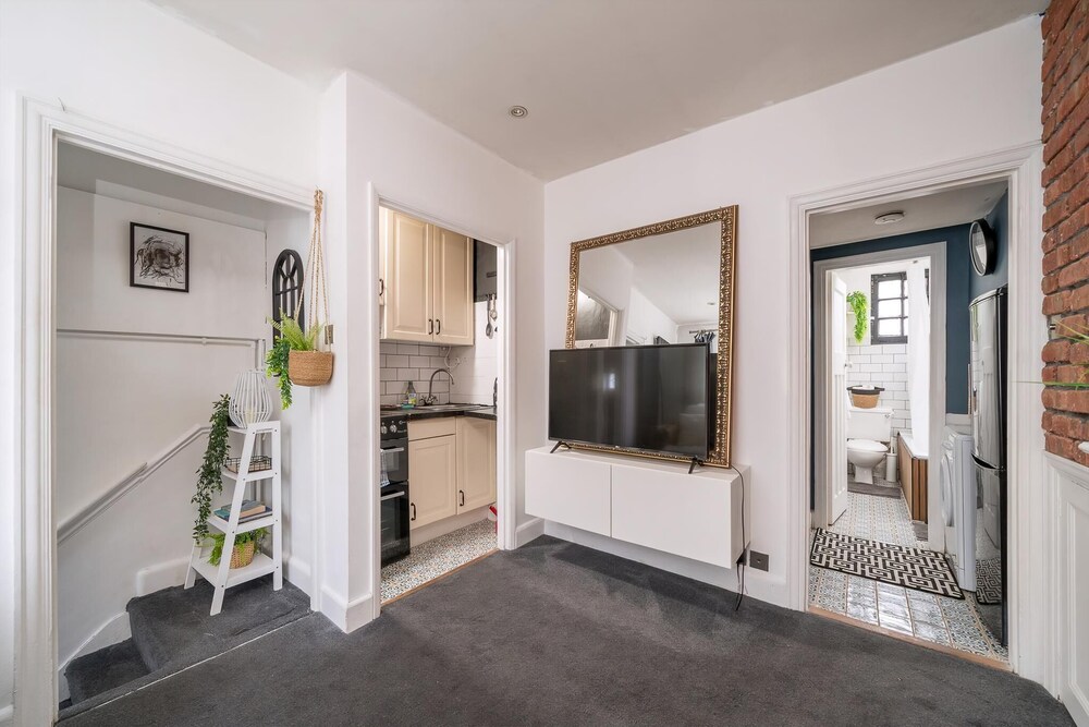 Cosy Mews Flat Near Little Venice