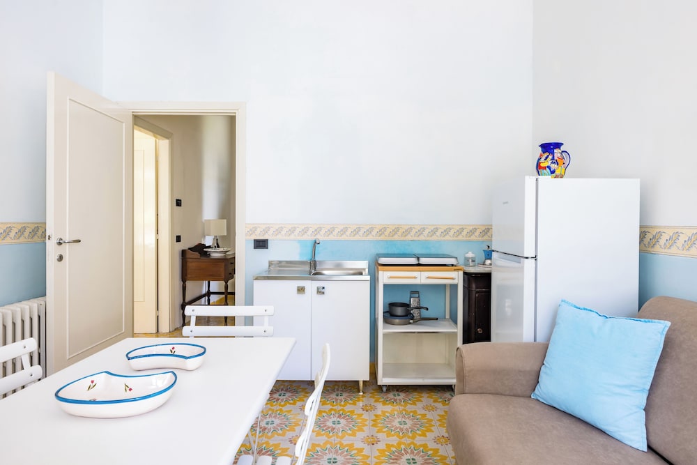 Villa Villari Terrace and Patio by Napoliapartments