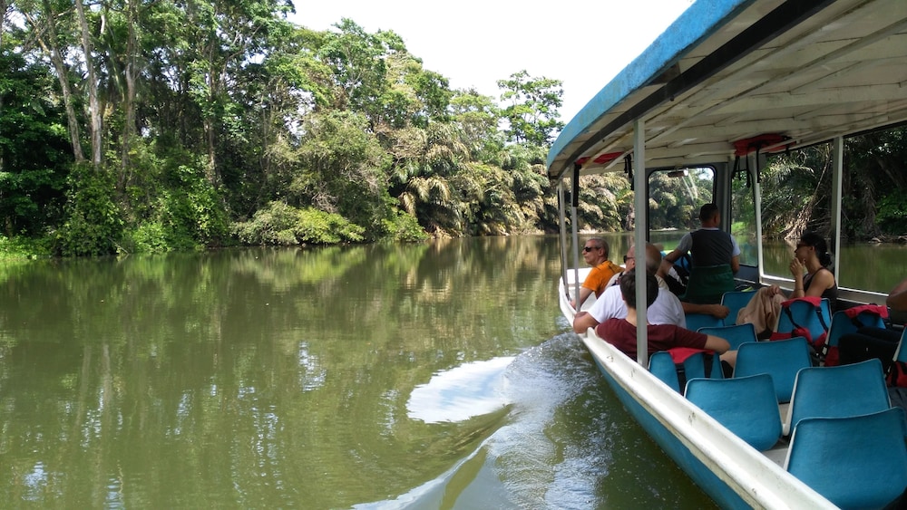 Lirio Lodge