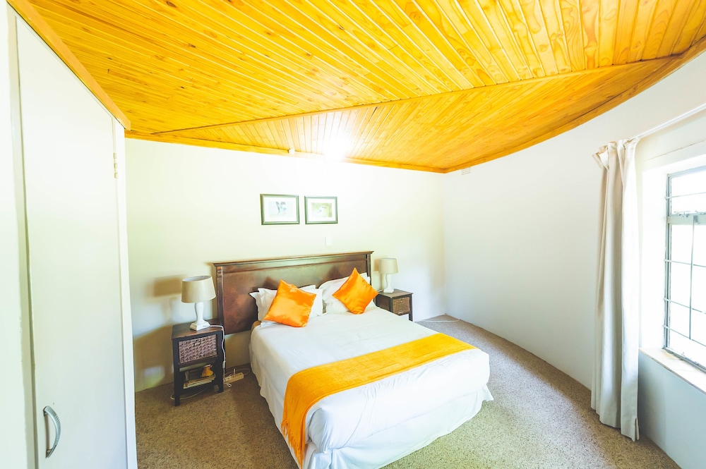 Deruxa Cottages
