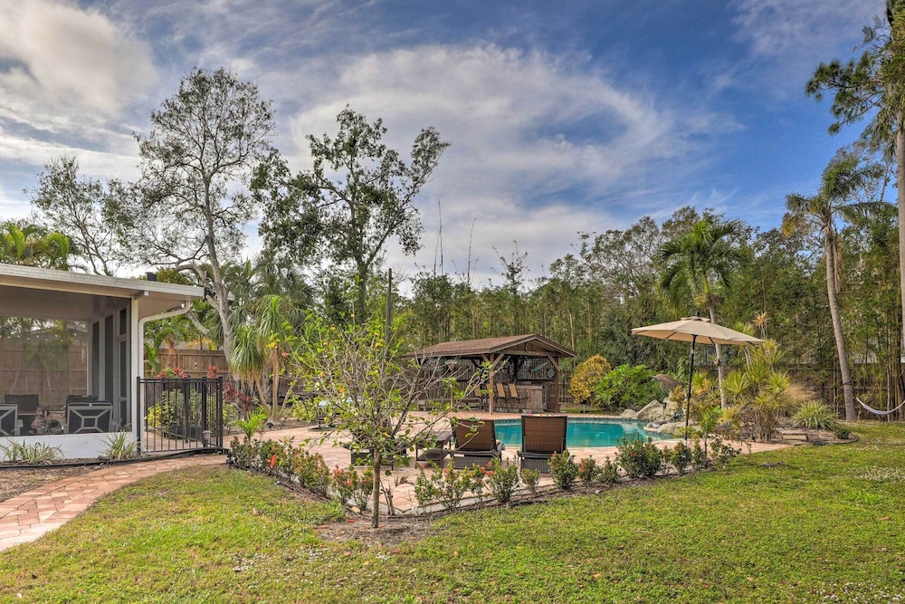 Sarasota Getaway w/ Private Pool & Backyard Oasis!