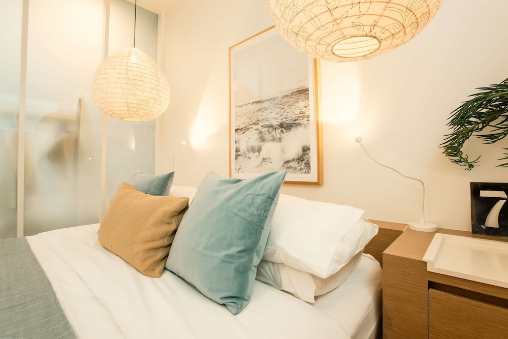 Aquabelle Six - the Perfect Rye Couples Retreat