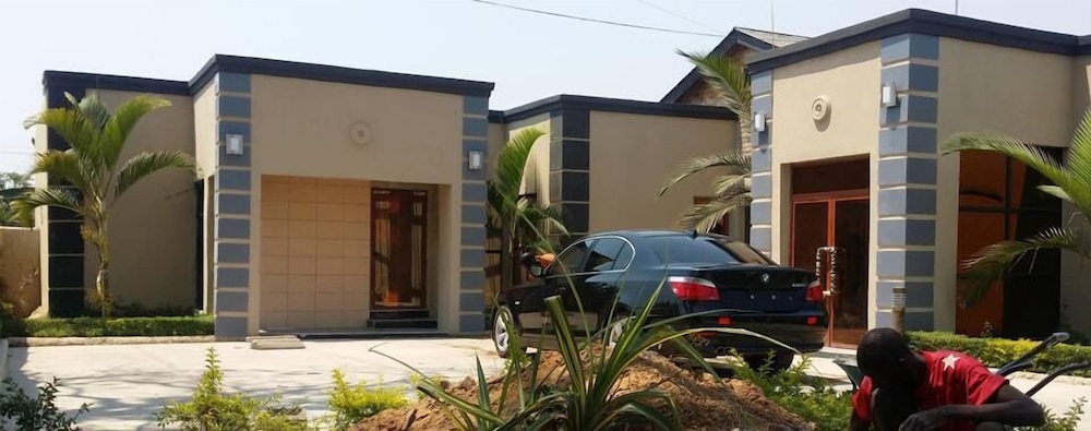 Mercury Gardens Lodge at Muzala