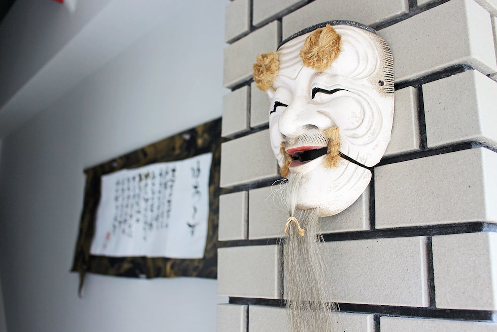 GUESTHOUSE YOURS - Hostel