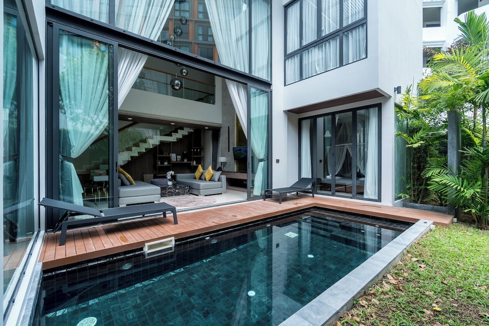 Panora Villa 8112 By Villacarte