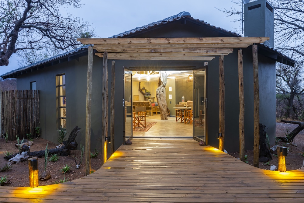 Antares Bush Camp & Safaris - Hostel