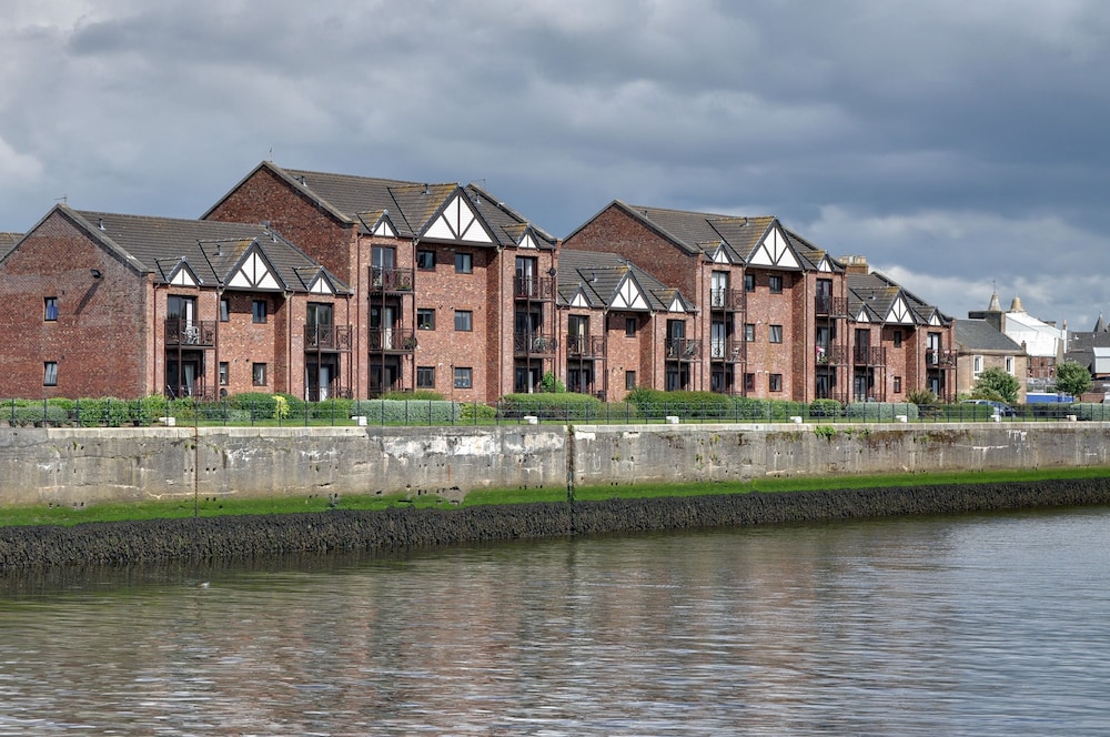 Harbour House - Donnini Apartments