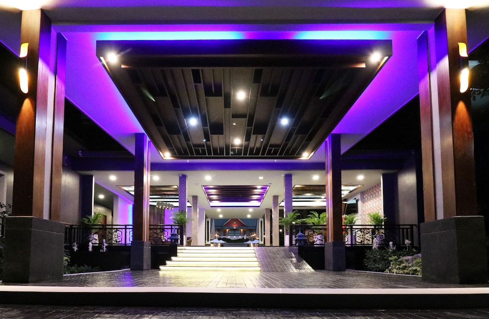 Hotel The Scene Cliff View Villas - Image 1