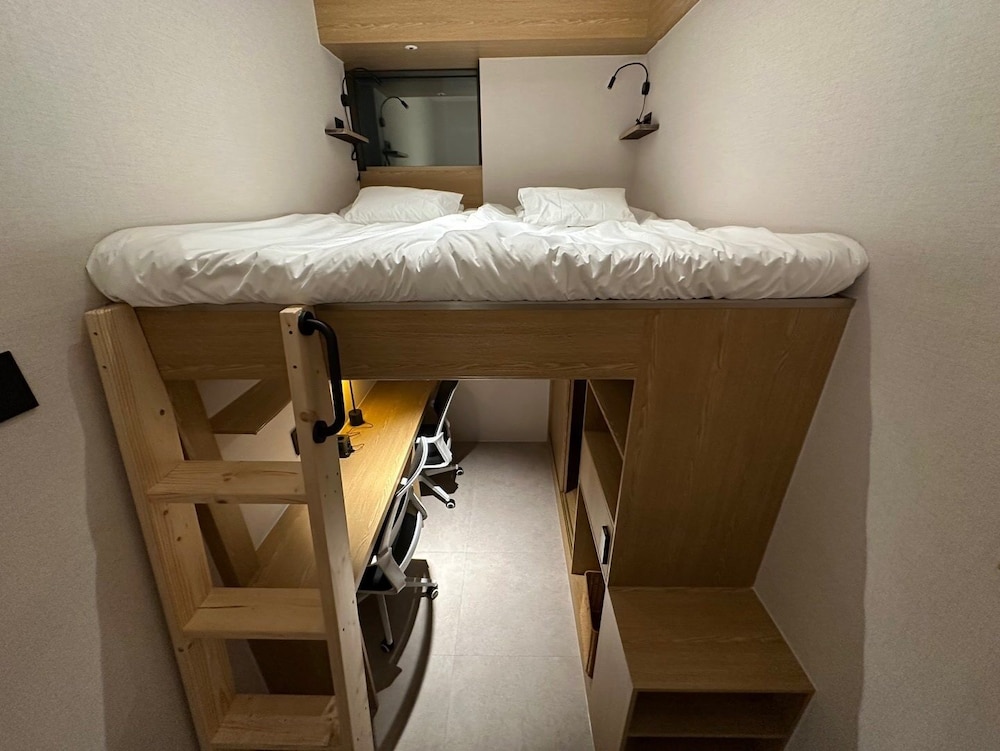 Nomad Live Hostel