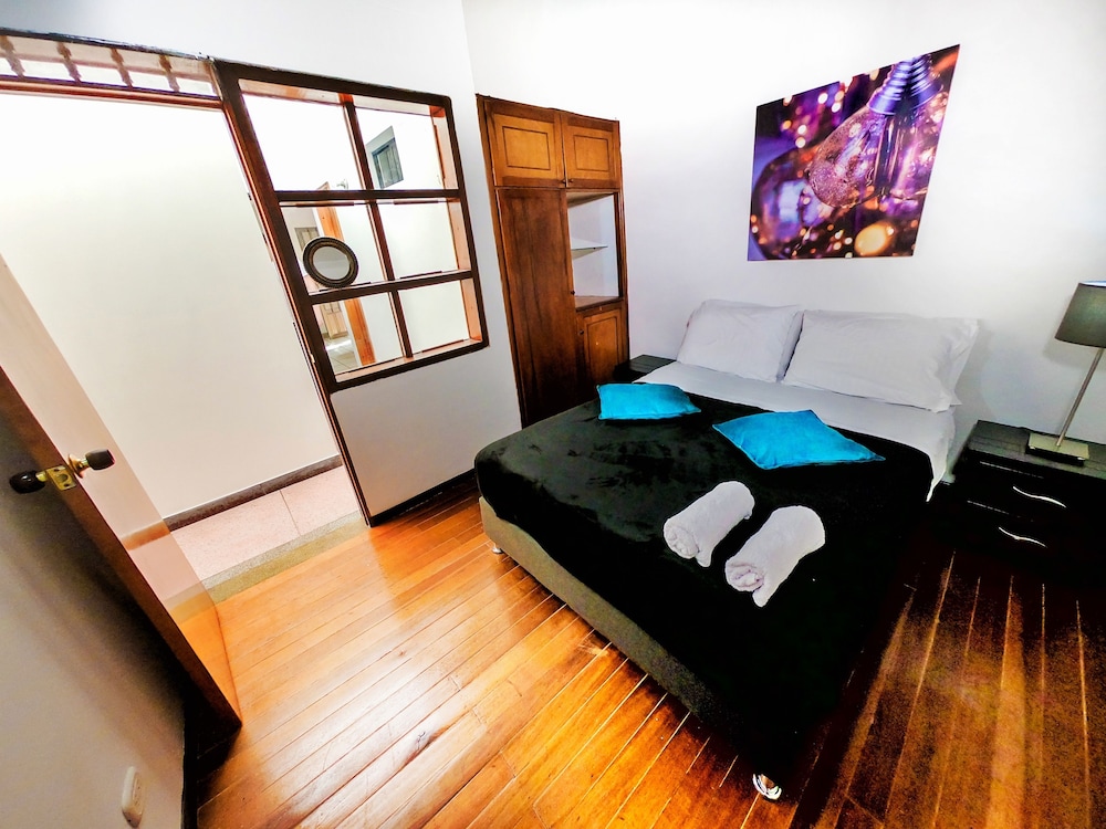 Amplio Apt Circunvalar By Parceros Group view 4